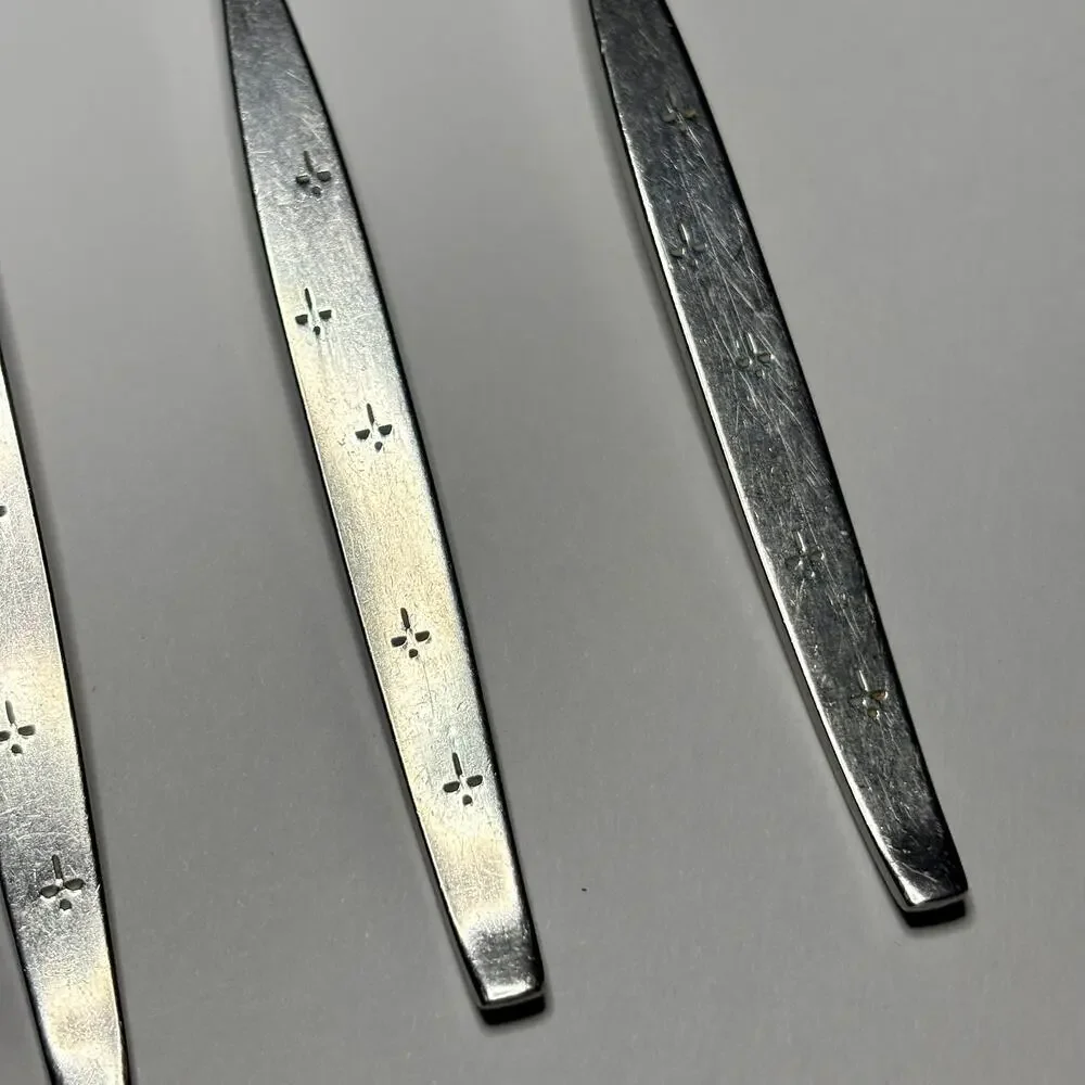 Oneida Community CELEBRITY Stainless 4 Iced Tea Spoons MCM w/ White Stars